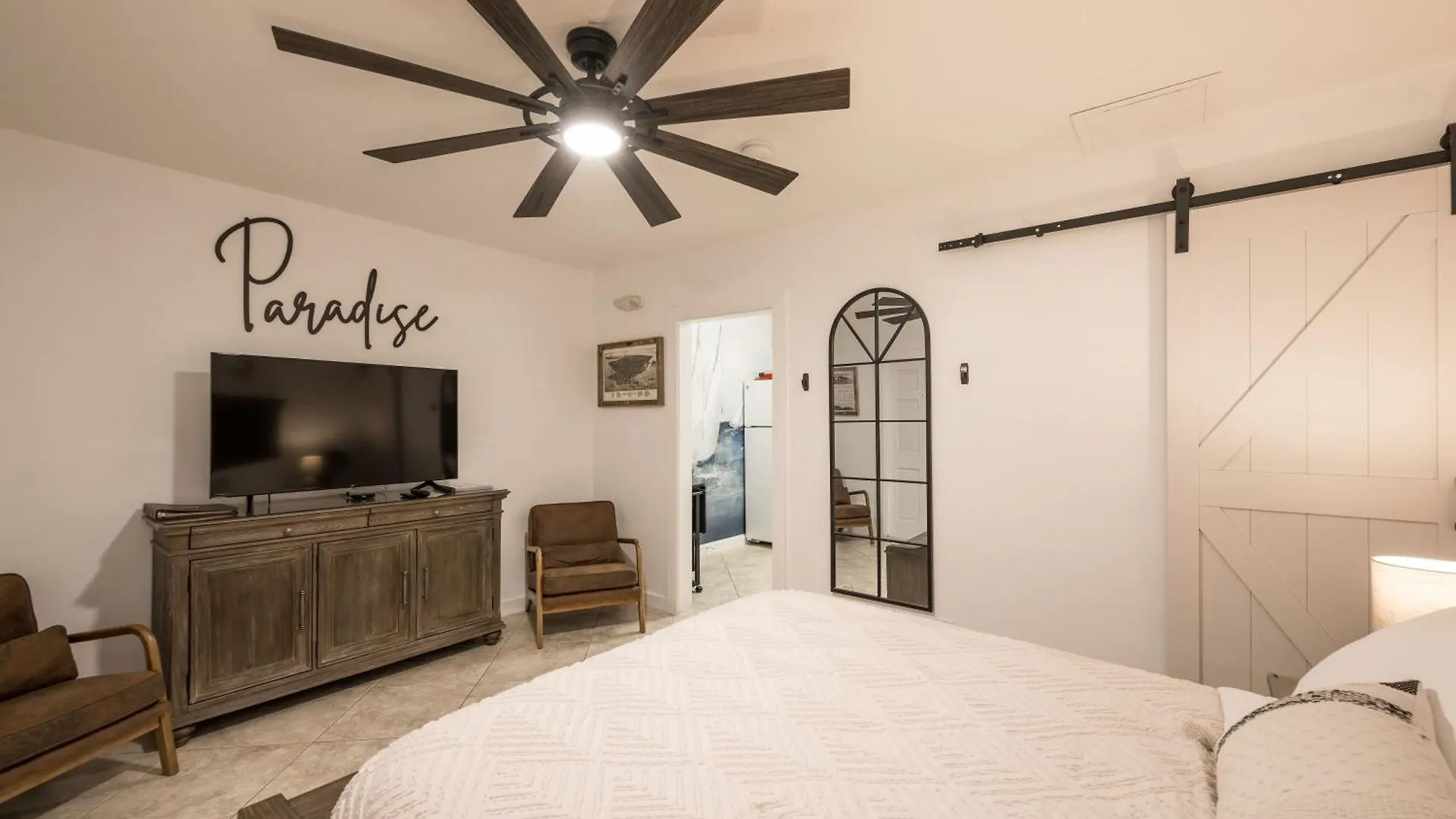 The Cozy Little Cottage Key West Apartment